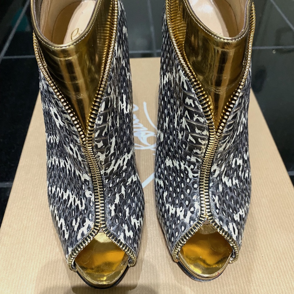 Christian Louboutin Col Zippe Booties 120mm